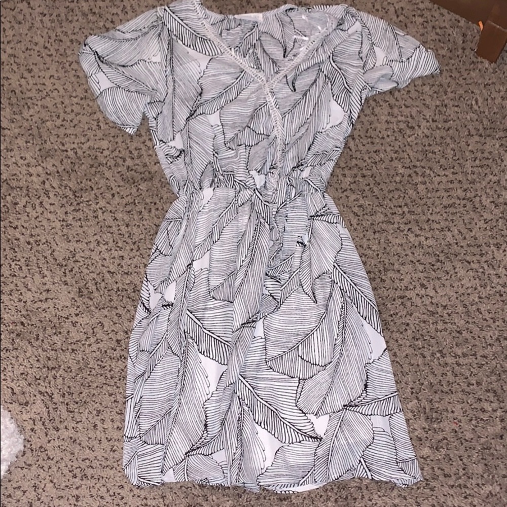 v-neck tropical dress